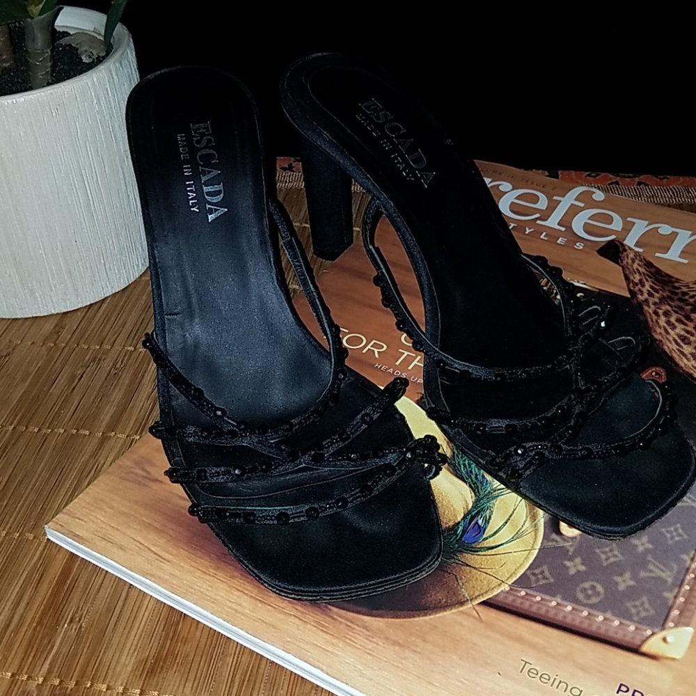 Escada shoes